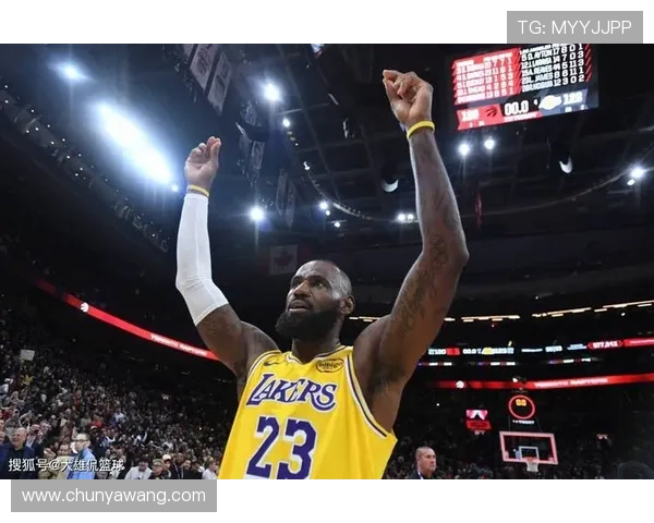 詹姆斯分享人生智慧：面对批评勇往直前才能成就卓越与自我价值